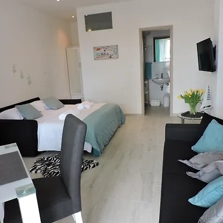 Apartment Nina Riva *