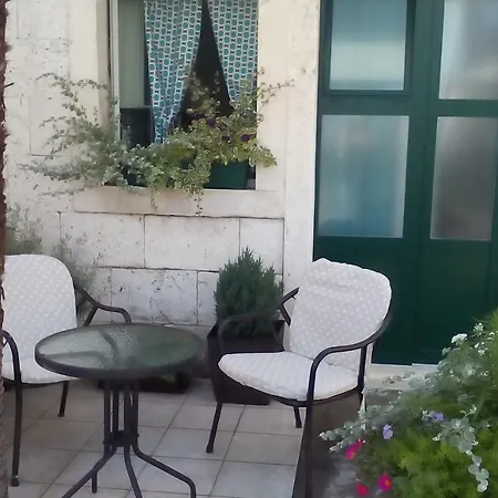 Nina Riva Apartment